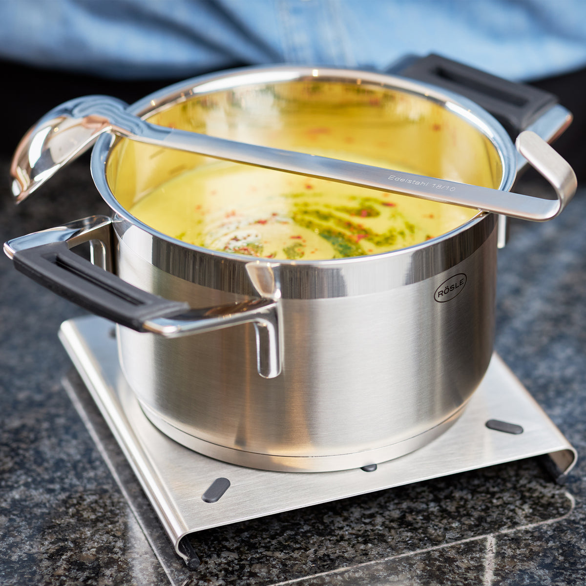 Hook Sauce Ladle