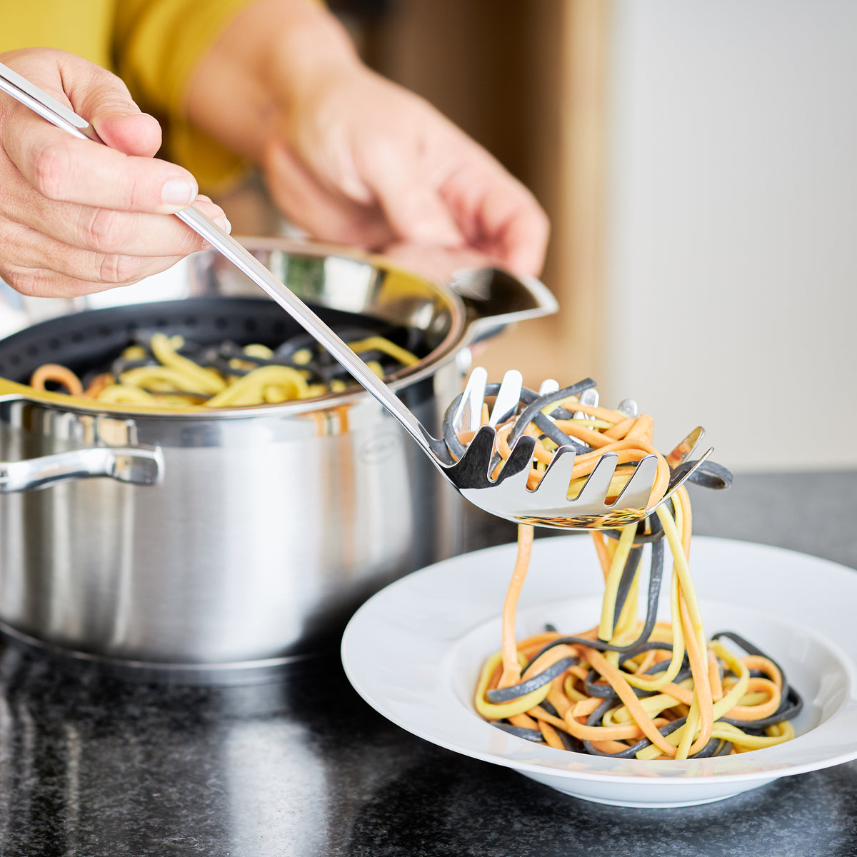 Hooked Spaghetti Spoon