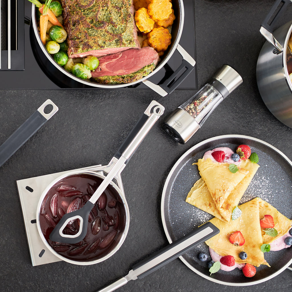 Round-handled Cooking Spoon with hole silicone
