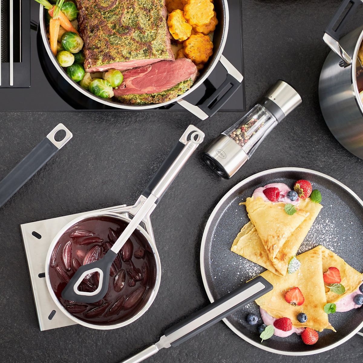 Round-handled Cooking Spoon with hole silicone