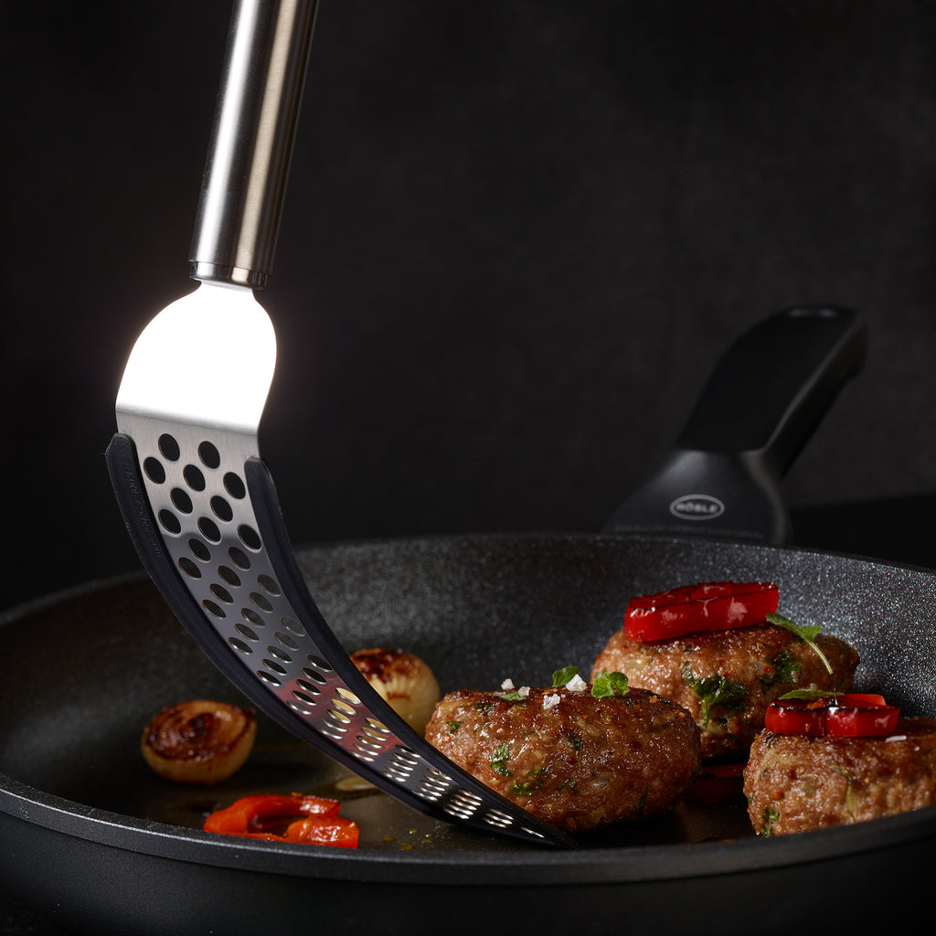 Flexible Turner 32 cm perforated silicone