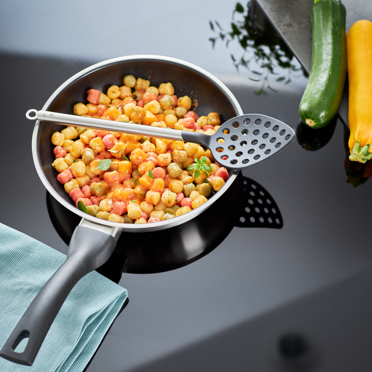 Frying pan BASIC LINE Ø 28 cm I 11.0 in. ProPlex